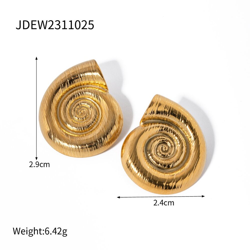 Women’s 18K Gold-Plated Stainless Steel Conch Shell Stud Earrings Beach-Inspired